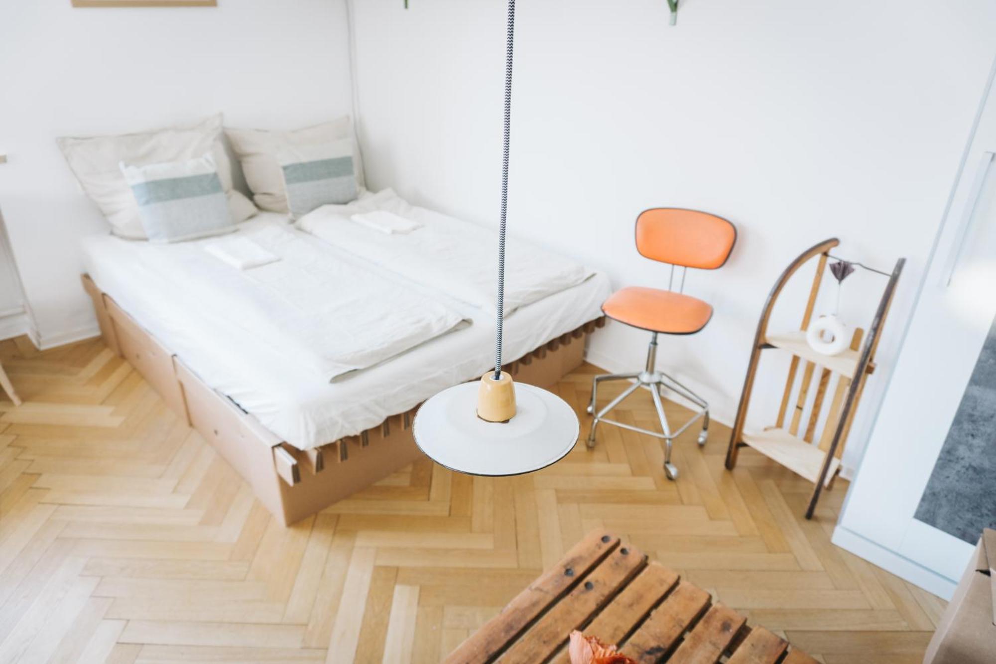 Raum Life - Vintage Loft - Heimkino Netflix - 2X Privat Parkplaetze Lägenhet Straubing Exteriör bild