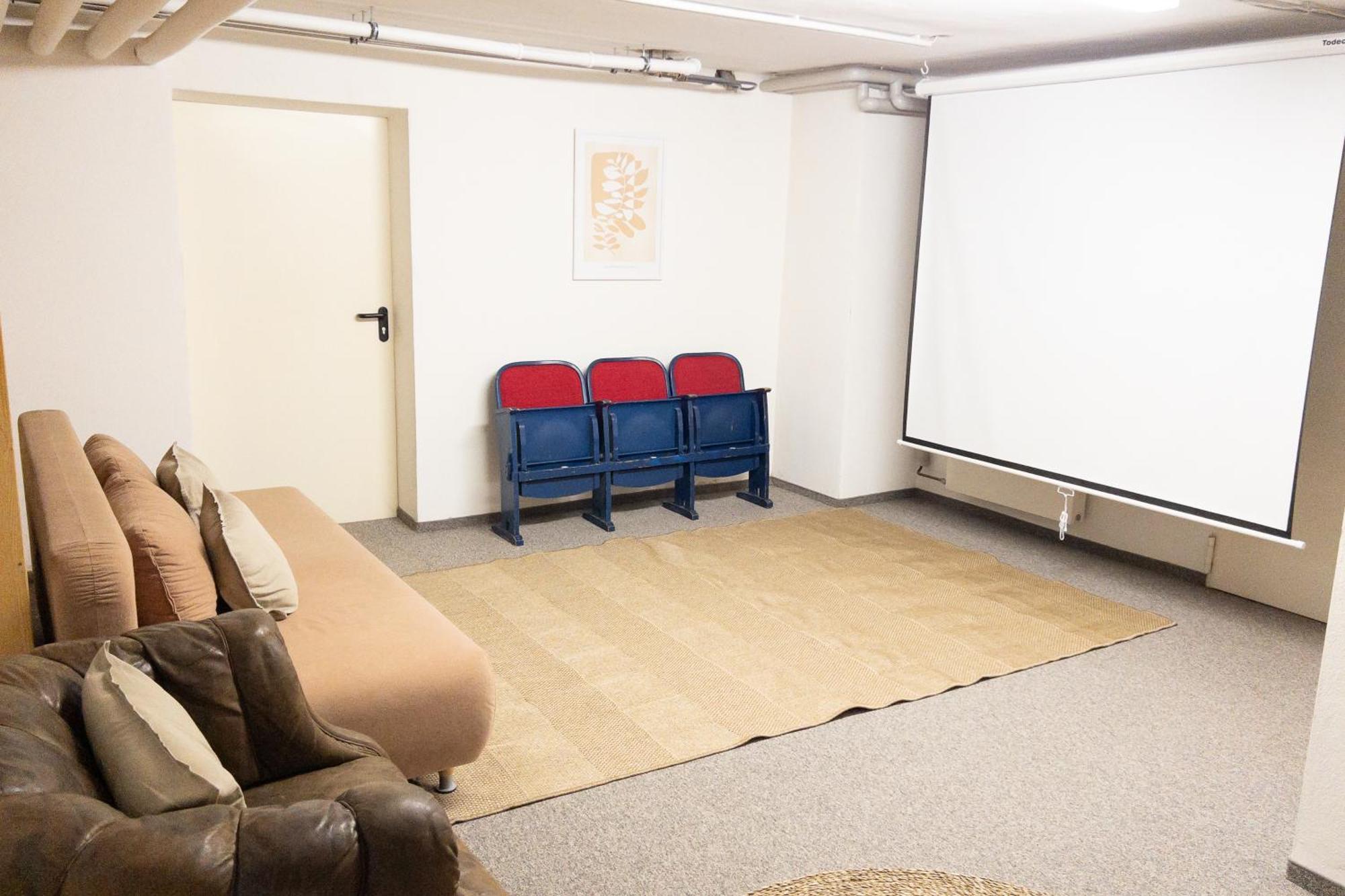 Raum Life - Vintage Loft - Heimkino Netflix - 2X Privat Parkplaetze Lägenhet Straubing Exteriör bild